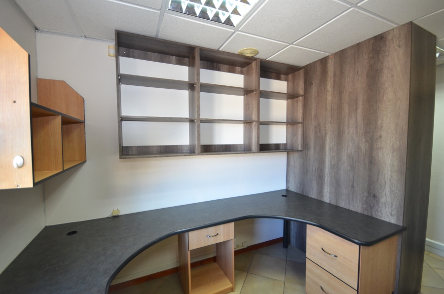 To Let commercial Property for Rent in Gonubie Eastern Cape